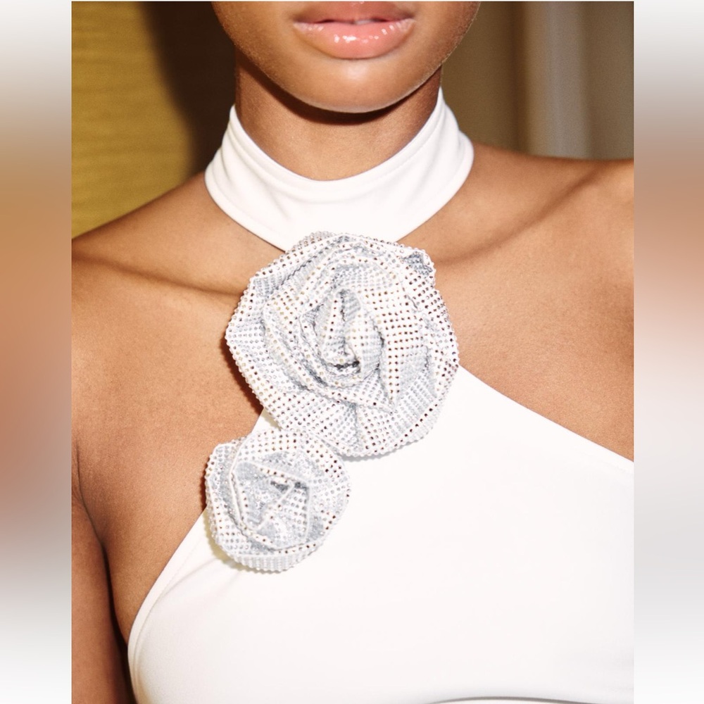Zara NWT jeweled embellished floral detail halter neck white & silver bodysuit - Picture 5 of 10